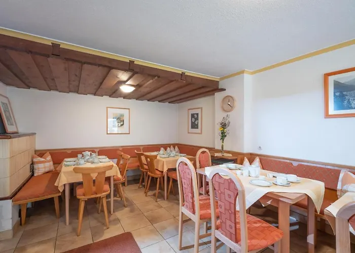 Oda ve Kahvaltı Gaesteheim Auwitsch 3*